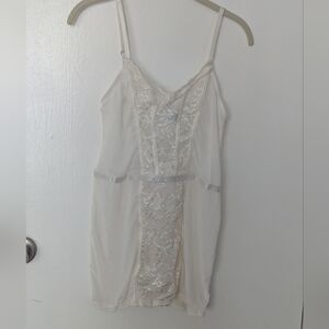 NWT Forever 21 Cream Floral Lace Lingerie.